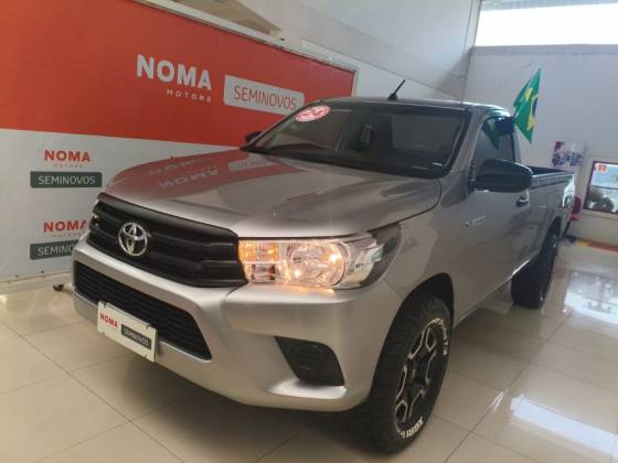 TOYOTA HILUX 2.8 D-4D TURBO DIESEL CS 4X4 MANUAL TOYOTA HILUX 2.8 D-4D TURBO DIESEL CS 4X4 MANUAL